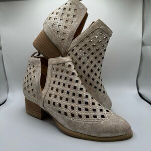 Arider Girl Abby Ankle Booties - Champagne